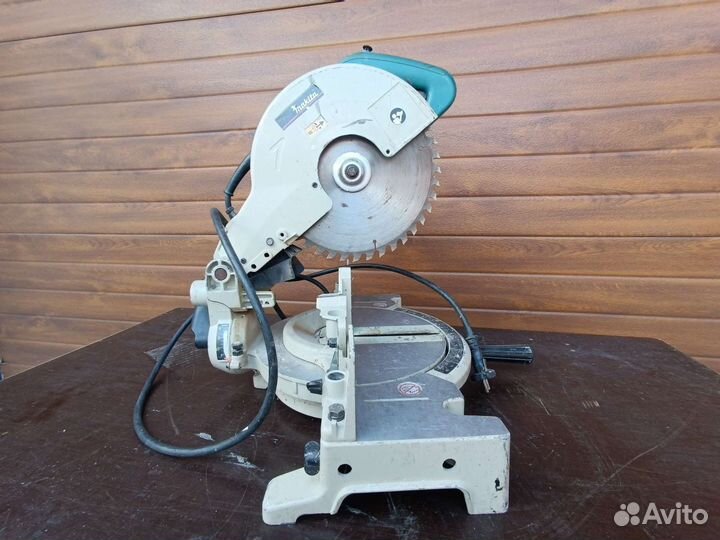 Торцовочная пила makita ls 1040