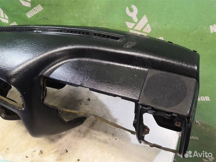 Торпедо Фольксваген Гольф 3 Венто