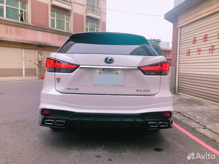 Lexus RX 2019+ Диффузор заднего бампера Wald V4GC7