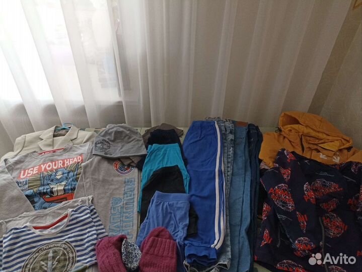 Вещи на мальчика (рост 128)