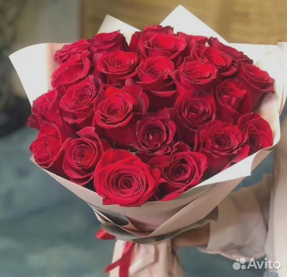 Букет из 25 роз с доставкой