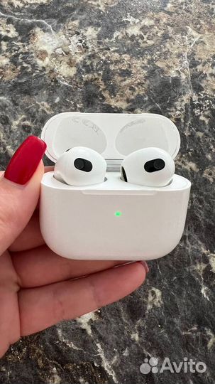 Беспроводные наушники Apple AirPods 3-го поколения