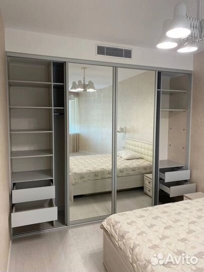 Шкаф купе зеркальный