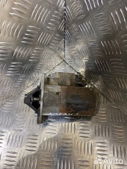 Стартер Renault Logan