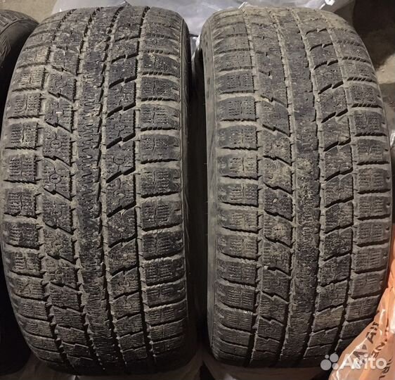 Toyo Observe GSi-5 275/40 R20
