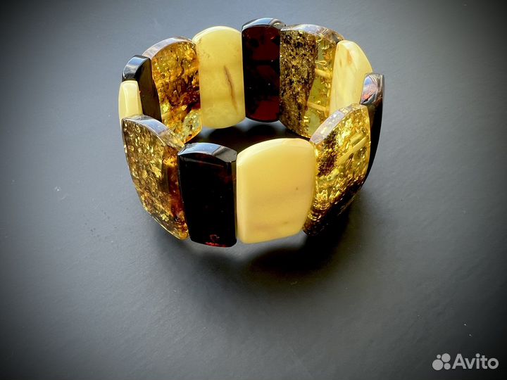 Браслет из янтаря