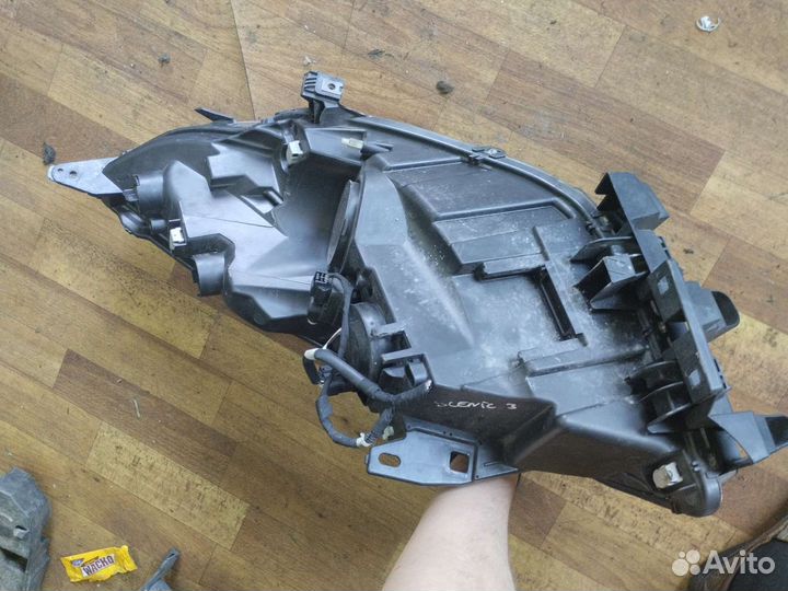 Фара передняя правая Renault Grand Scenic 3