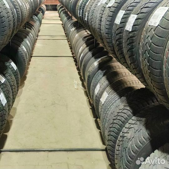 Kumho Solus TA51 215/45 R17 91V