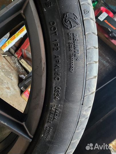 Delinte DS2 245/40 R20