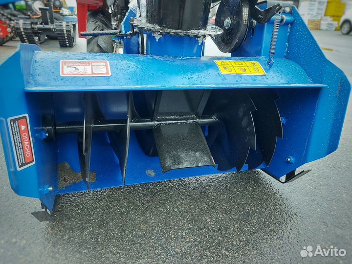 Снегоуборочная приставка для мотоблока