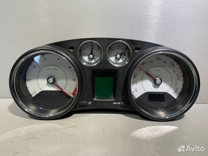 Щиток приборов Peugeot 308 EP6 2010