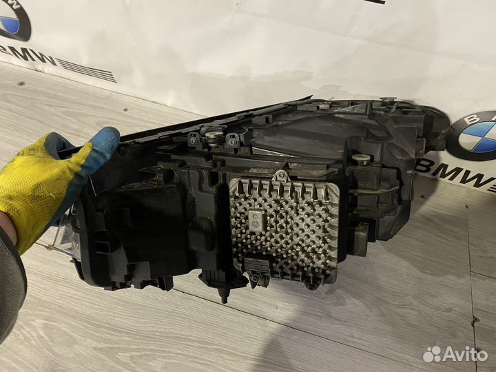 Фара передняя левая/правая Led BMW G30