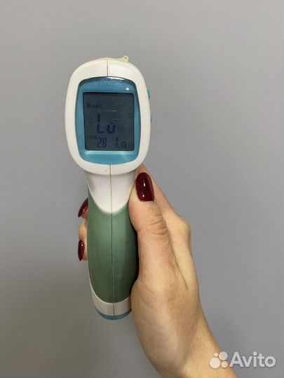 Бесконтактный термометр sensitec