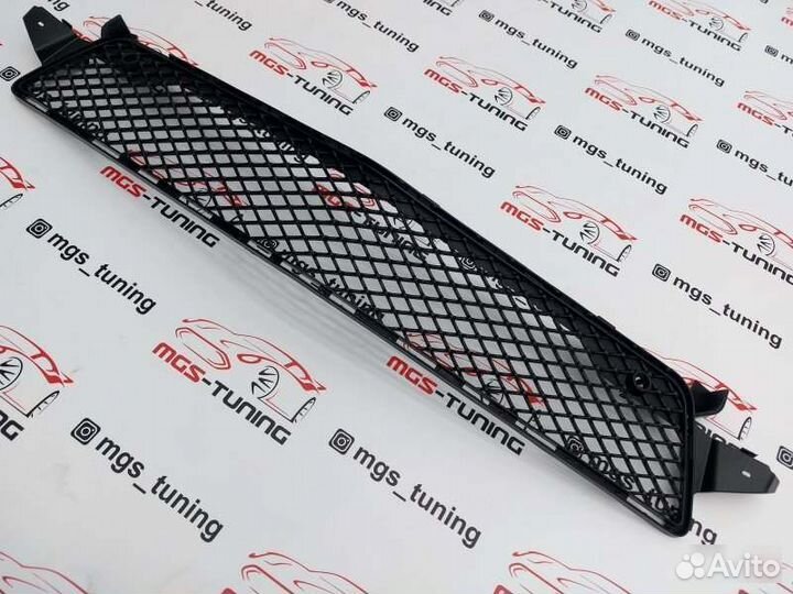 Сетка переднего бампера CLS 218 10-14 AMG пакет