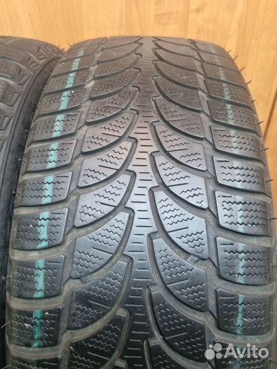 Bridgestone Blizzak LM-80 Evo 235/55 R18