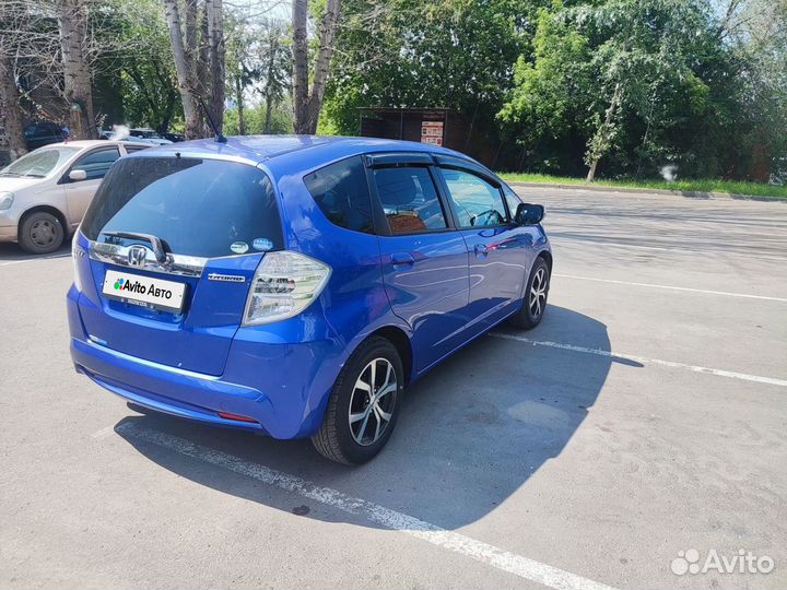 Honda Fit 1.3 CVT, 2011, 112 000 км