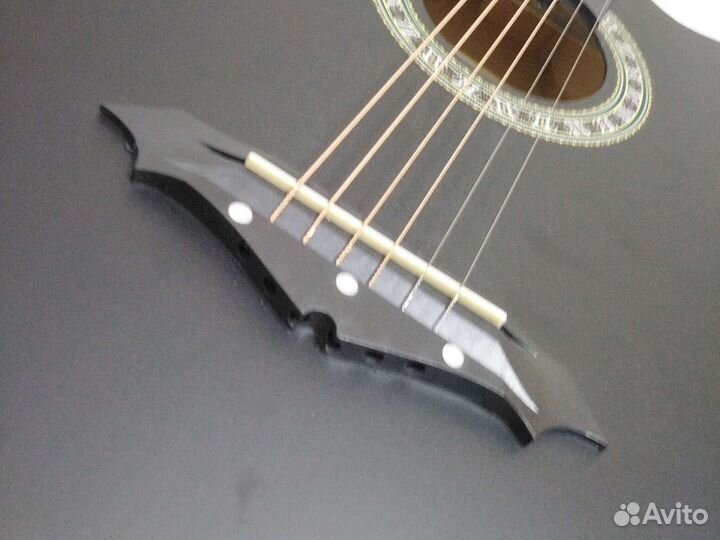 Гитара новая