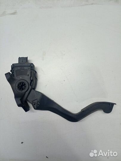 Электронная педаль газа Peugeot 207