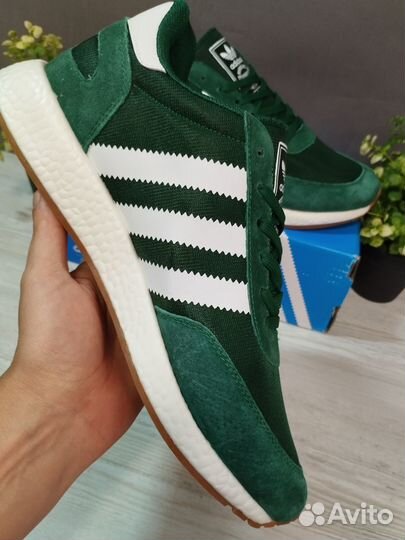 Кроссовки Adidas Iniki