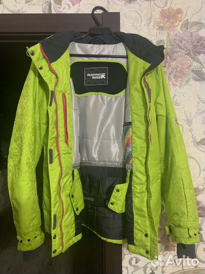 Спортивная куртка