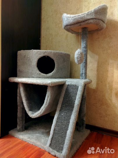 Домик для кошки с когтеточкой бу