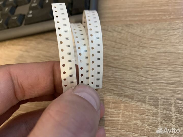 SMD-резистор 102 Ом новый