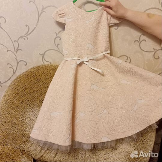 Нарядное платье