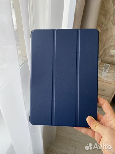 Чехол на iPad