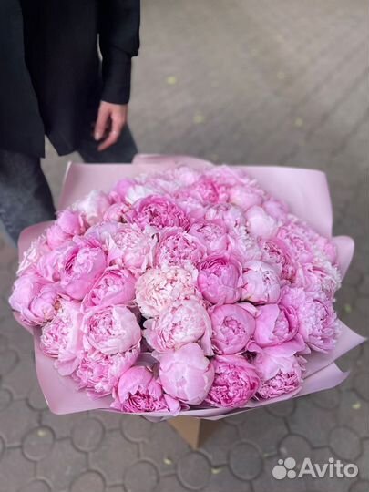 Пионы букет