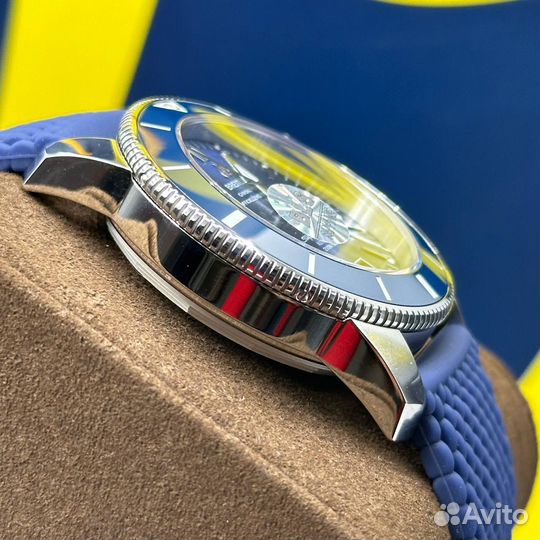 Часы Breitling SuperOcean Blue Dial