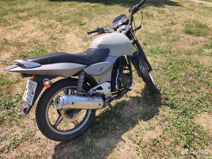 Racer Magnum 200