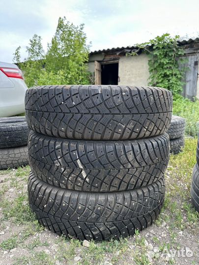Hankook Optimo K406 215/65 R16