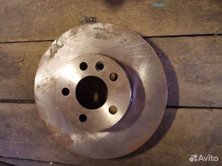Тормозные диски volkswagen audi новые R 16