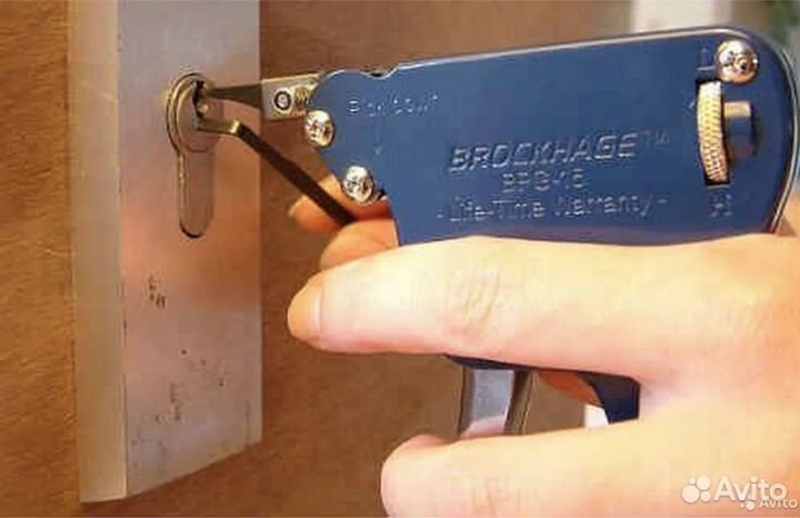 Вскрытие замков 24/7 Автомобилей / Замена замков