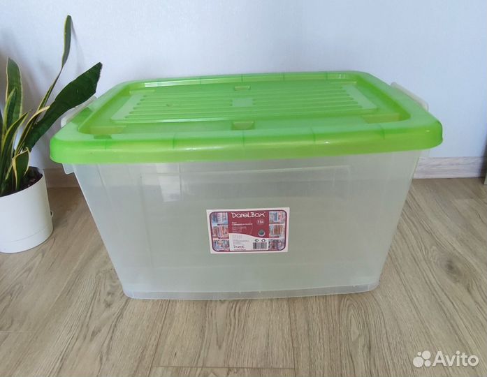 Ящик с крышкой 75 л, на колесиках