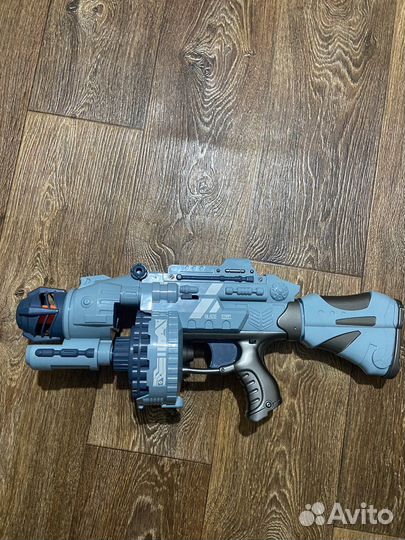 Пистолет Бластер