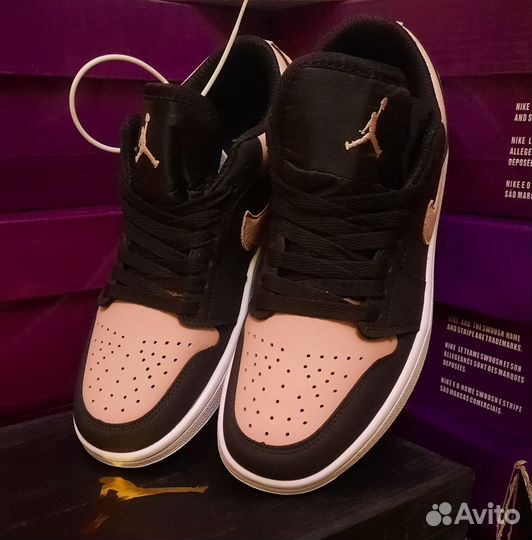 Air jordan 1 low crimson tint