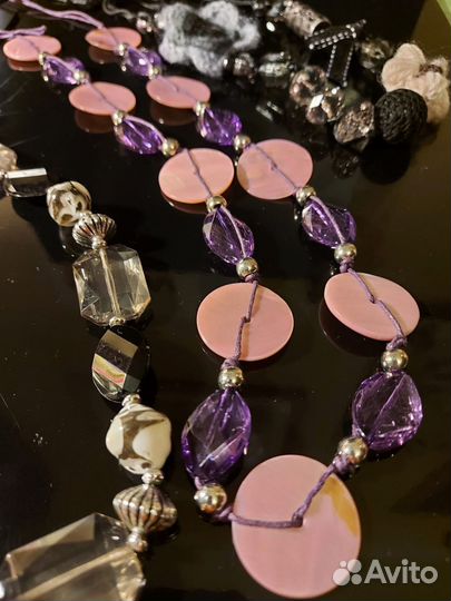 Трое оригинальных бус