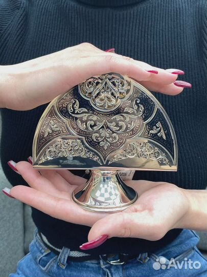 Салфетница из серебра