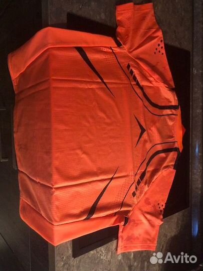 Футболка для бадминтона lining