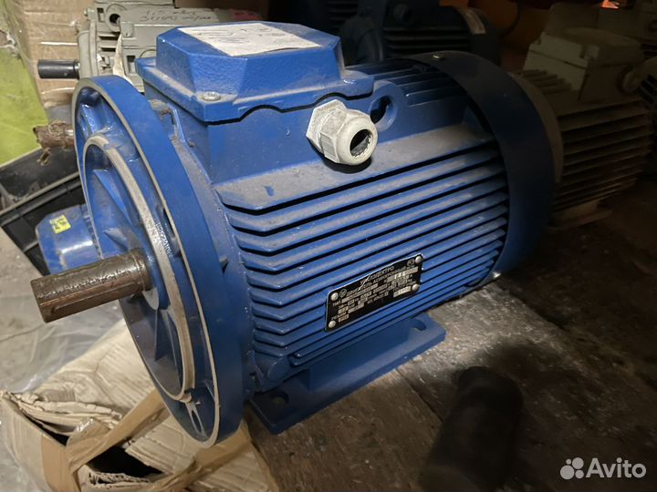 Электродвигатель новый