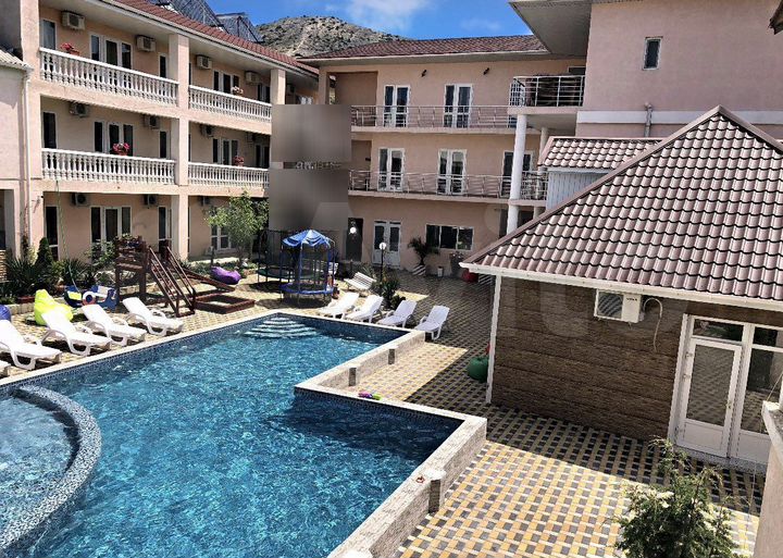 Комната 25 м², 3/3 эт.