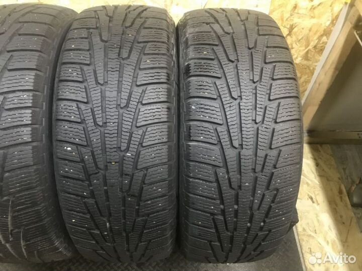 Nokian Tyres Hakkapeliitta R SUV 235/55 R18 104R