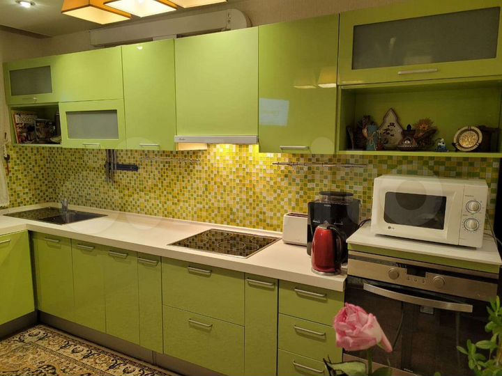 3-к. квартира, 77 м², 4/12 эт.