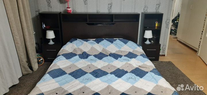 Кровать двухспальная с матрасом 160х200см