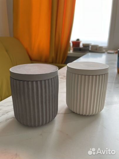 Свеча в гипсовом стакане с крышкой