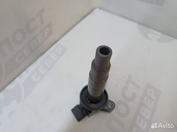 Катушка зажигания Toyota Avensis ZZT251 1ZZ-FE