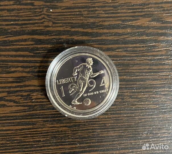 Монета по футболу Чемпионат мира