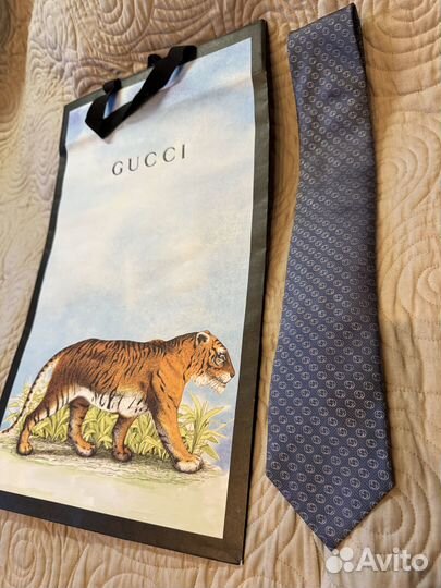 Классический костюмный галстук Gucci на подарок