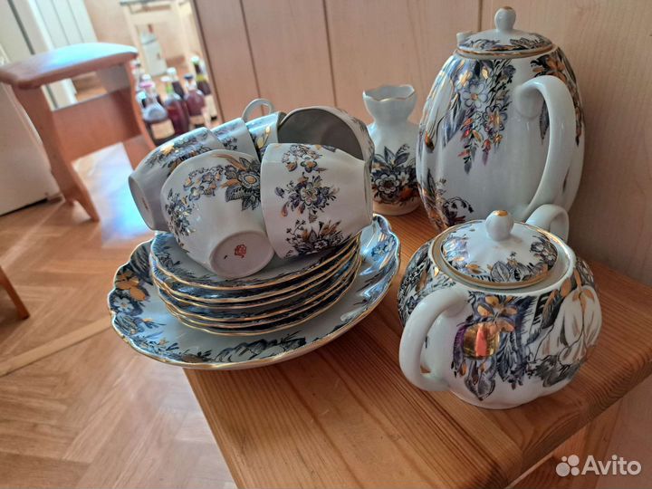 Столовый сервиз на 12 персон